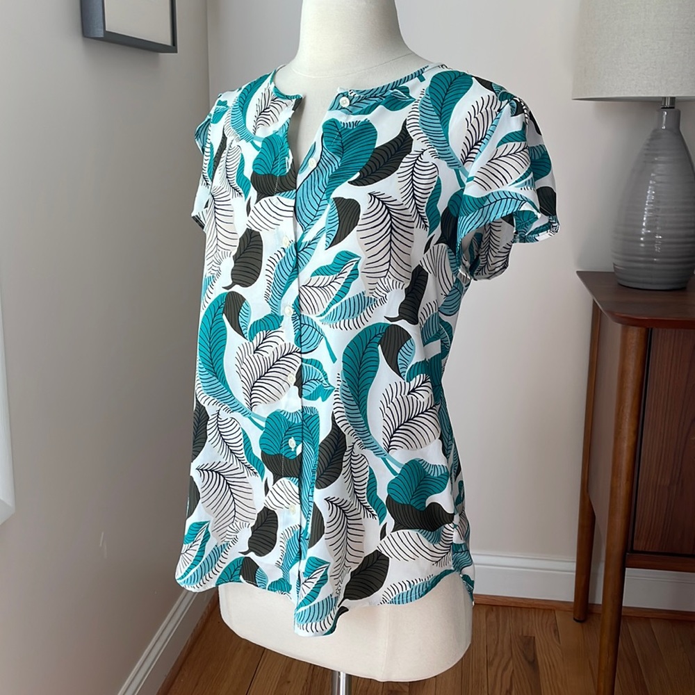 Ann Taylor Factory petite floral blouse SP